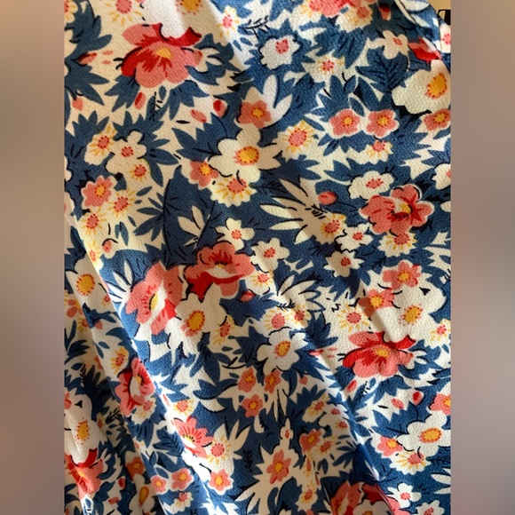 Tenki floral faux wrap midi dress w/cap sleeves and elastic waist, EU size 8 - Picture 3 of 4